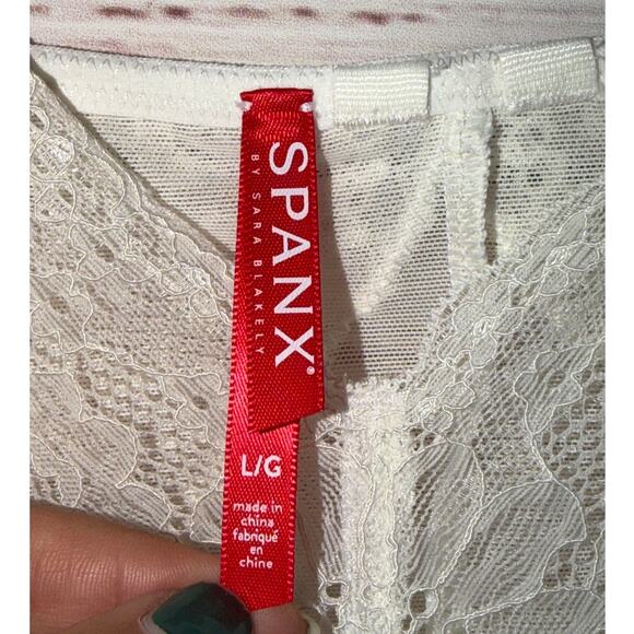 NWT SPANX Shape Clean White Bodysuit Lace Shaping Bodice Size Large - Picture 11 of 11